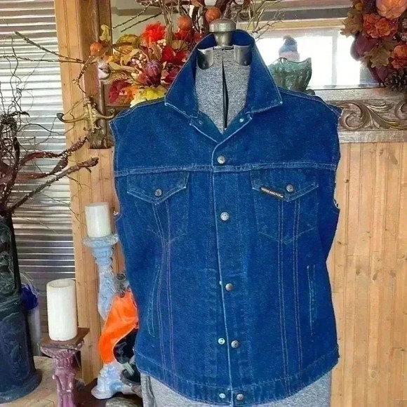 Saddle king Western. Jackets & Blazers - Vintage saddle King Westerndenim men’s or women’s vest.